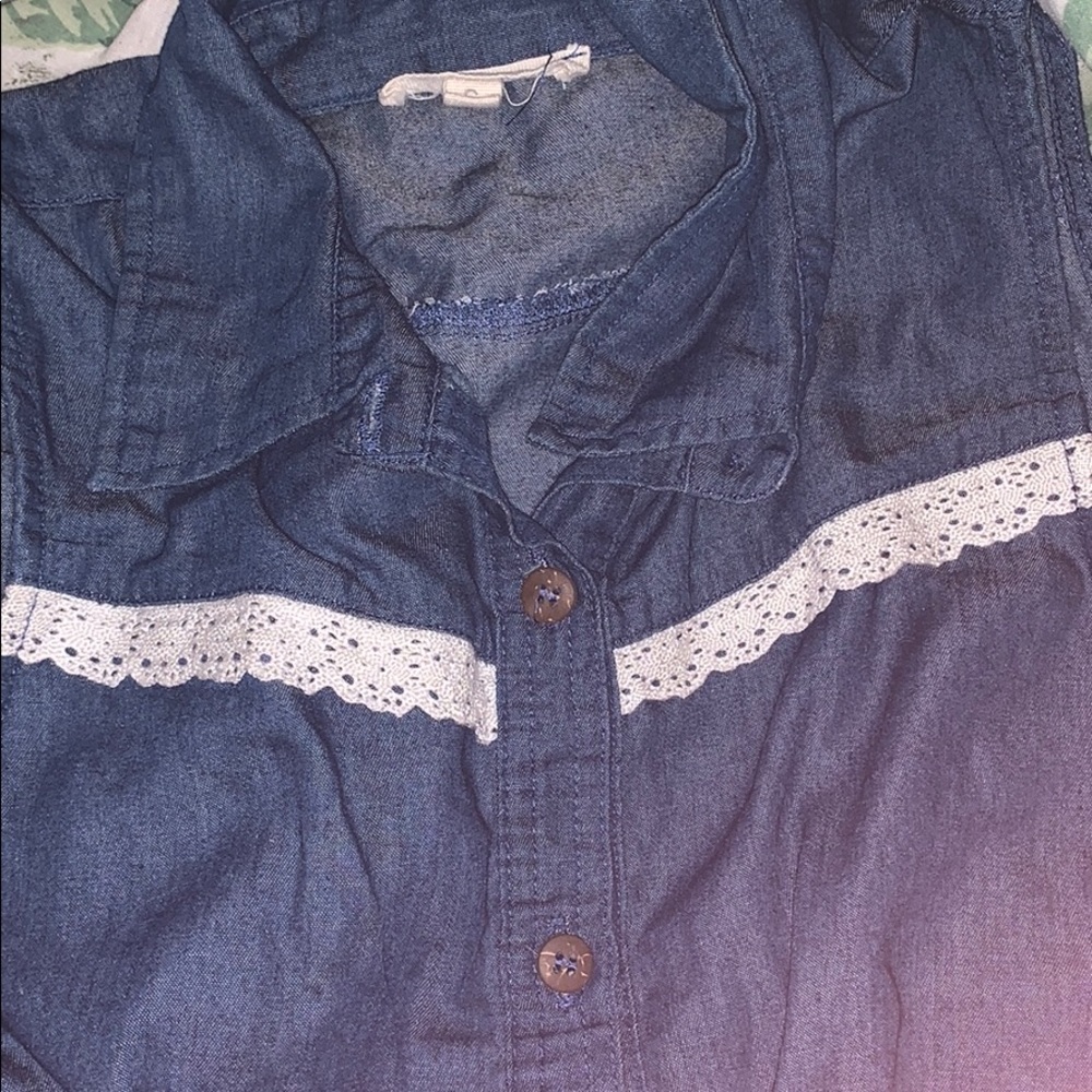 Button down top - Picture 3 of 3